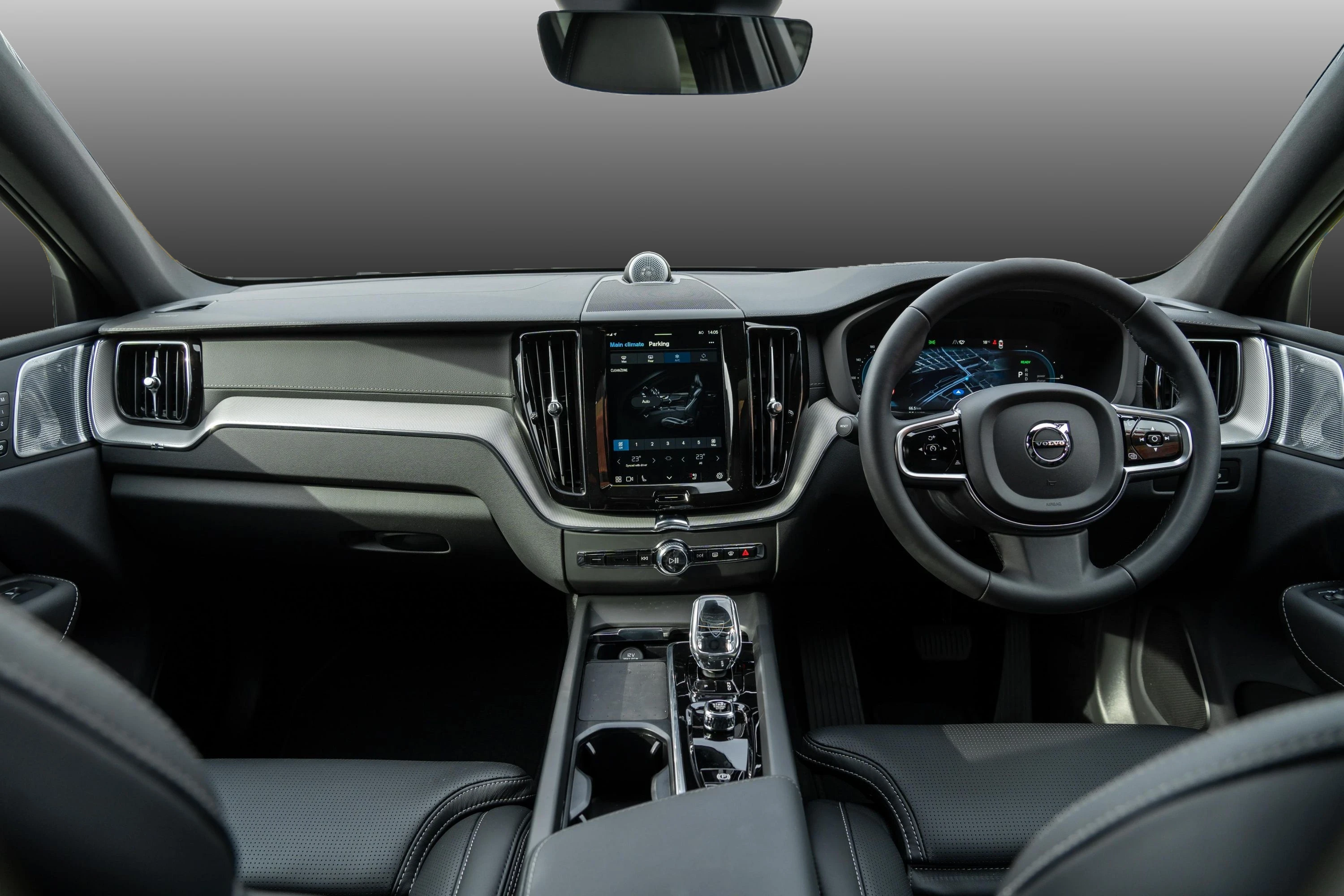 inside_volvo_xc60_asg_leasing_cyprus