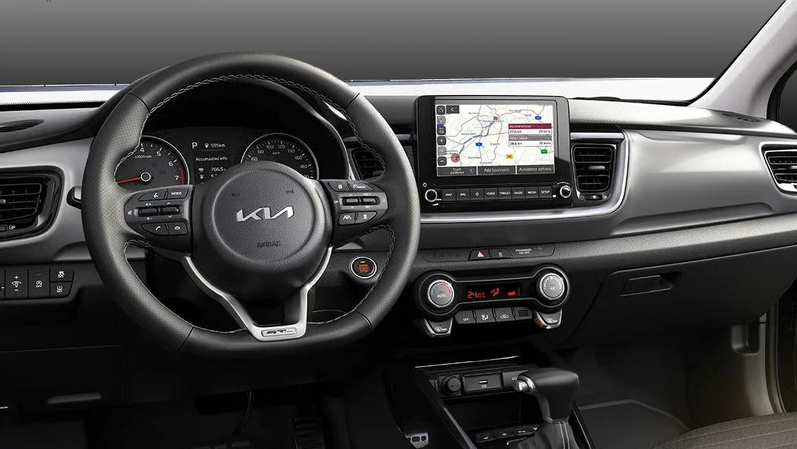 inside_kia_stonic_asg_leasing_cyprus