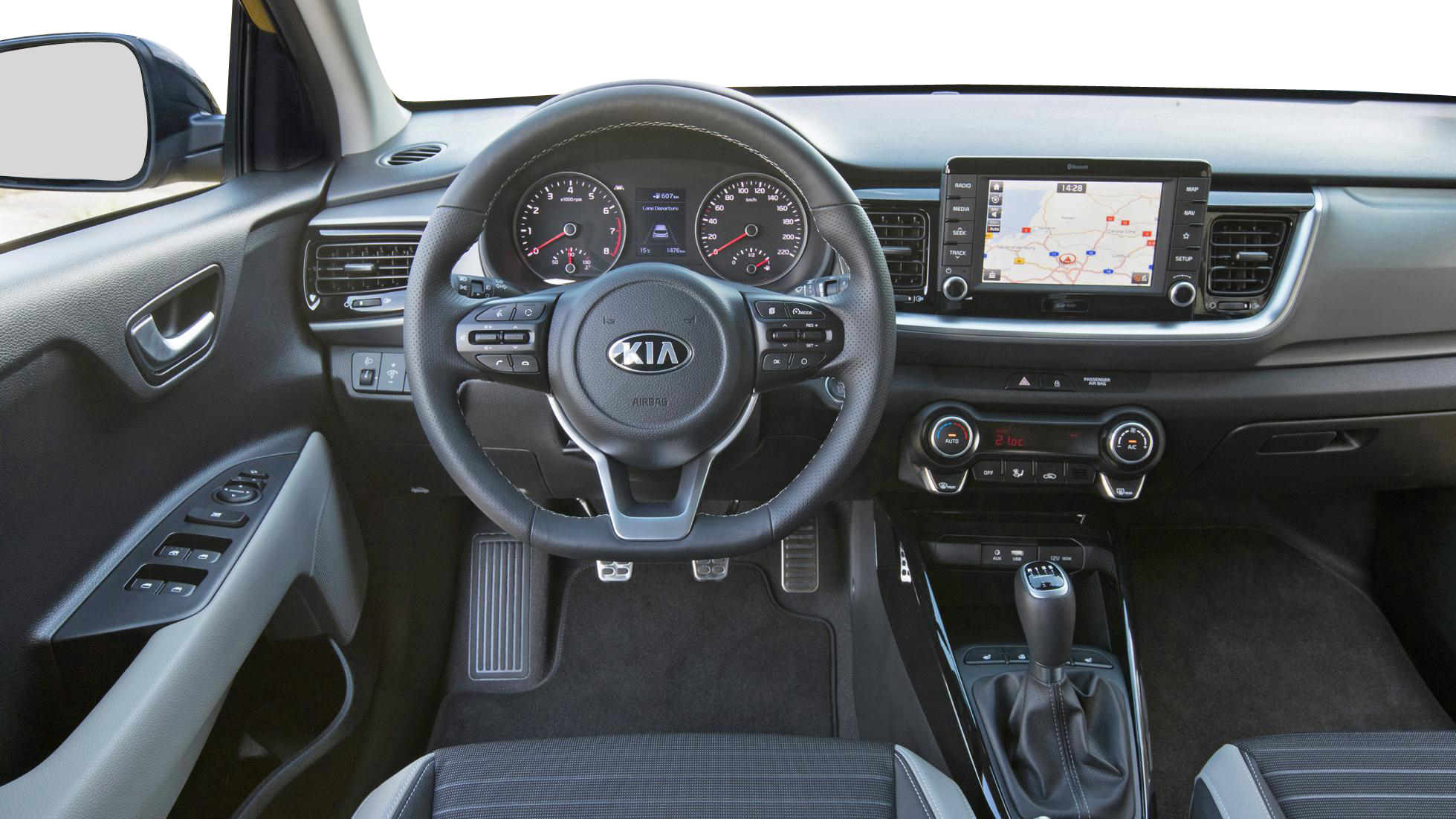 inside_kia_stonic_asg_leasing_cyprus