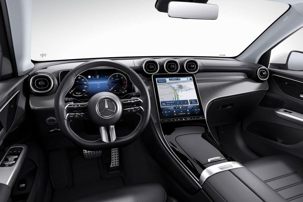 Mercedes_GLC_220D_4MATIC_interior